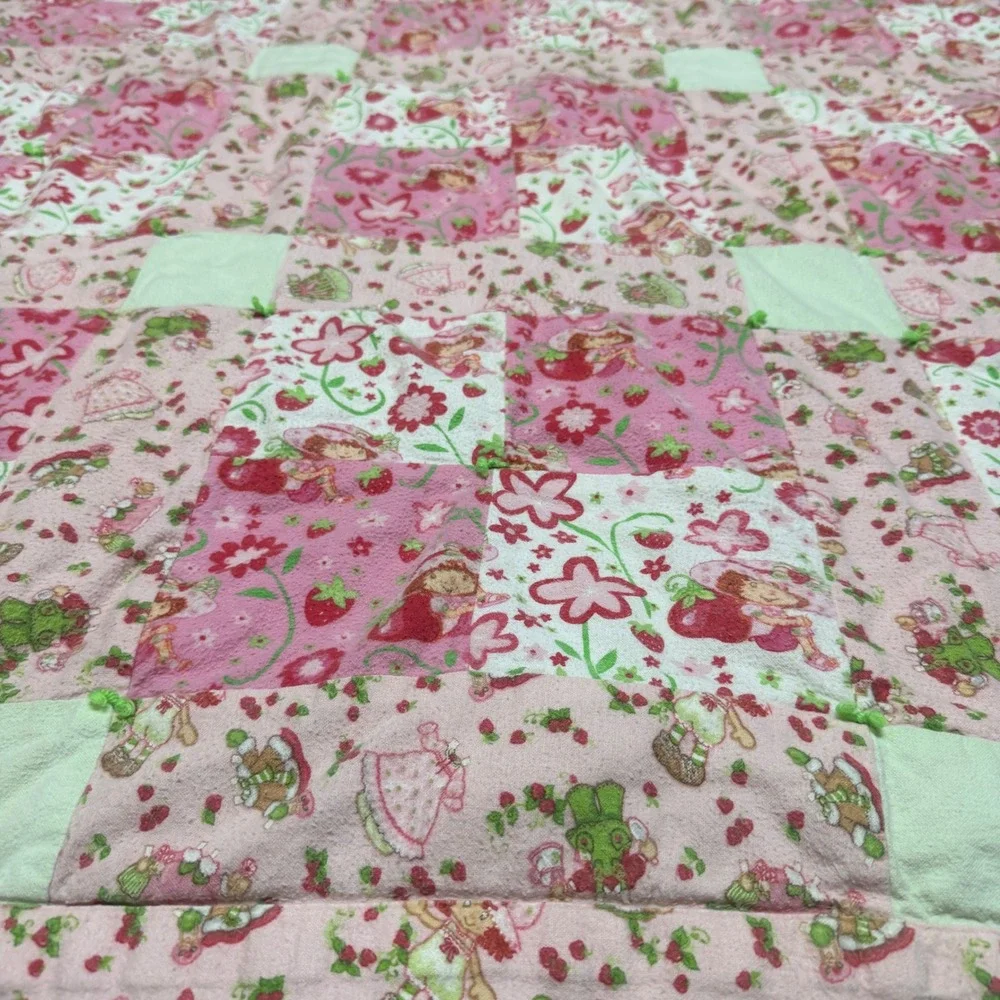 Vintage Strawberry Shortcake Patchwork Quilt Pink Green Handmade 45